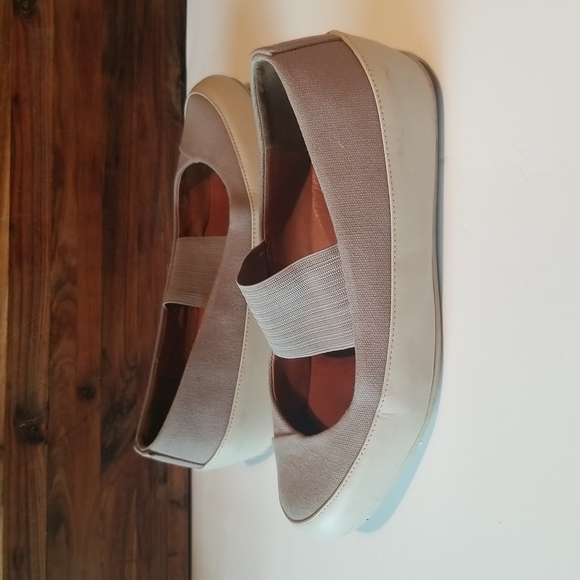 Fitflop Due Mary Jane Beige Flat Canvas Leather Platform Slip On Casual Sneakers - Picture 2 of 7